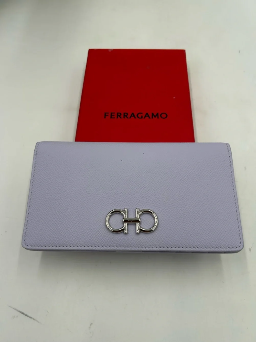 Women's Salvatore Ferragamo GANCINI bifold Wallet in light blue made in Italy - Picture 3 of 11